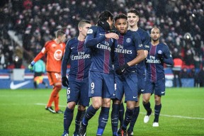 关于国际比赛日巴黎圣日耳曼调整名单以备NBA常规赛；状态回暖环节打磨；球迷炸锅；资深球员宣示担当的信息